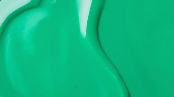 Explore silicone top coats: long-lasting and breathable finishes